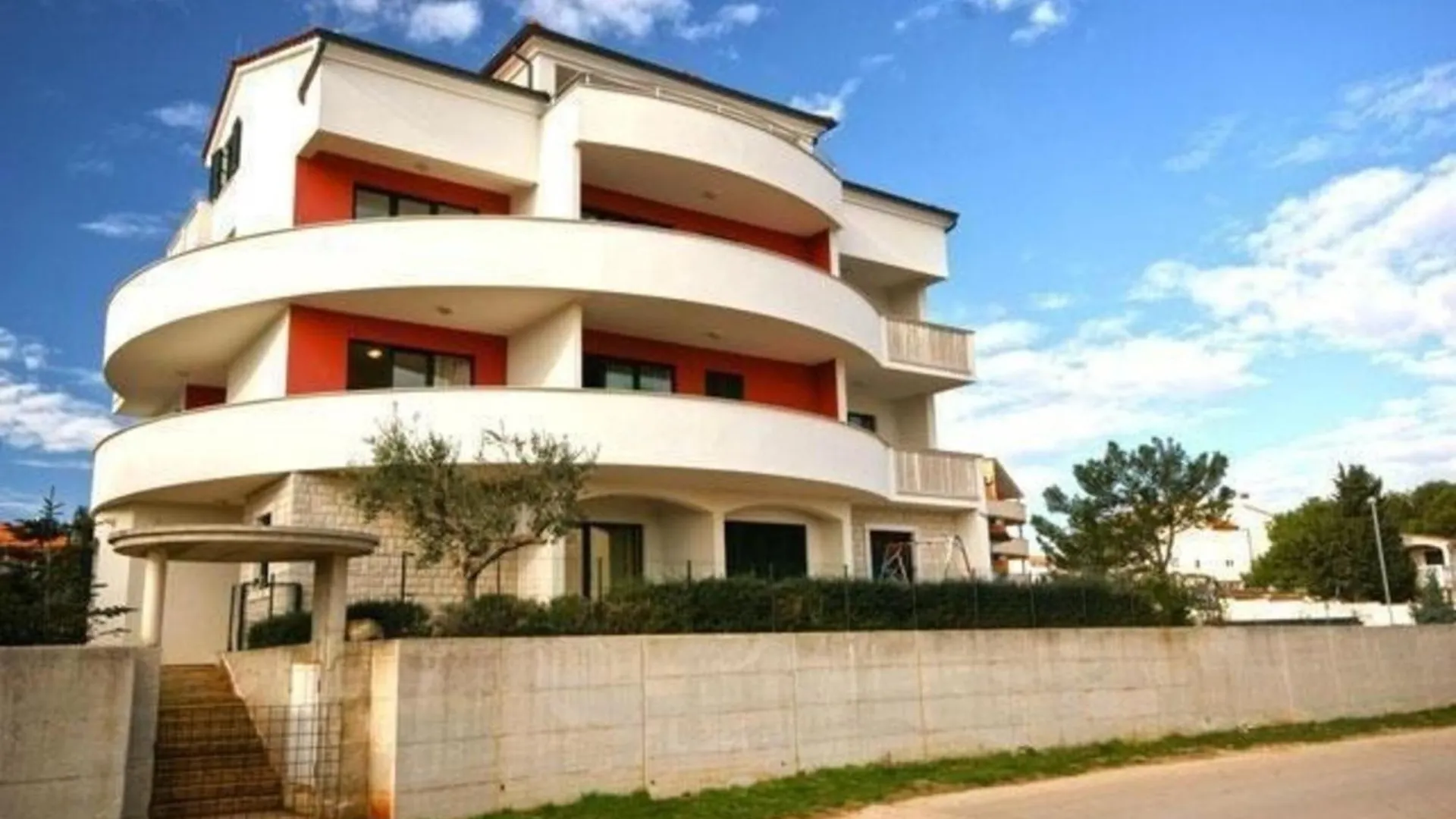 Moderne Ferienwohnung In Liznjan Mit Garten, Grill Und Whirlpool Croatia