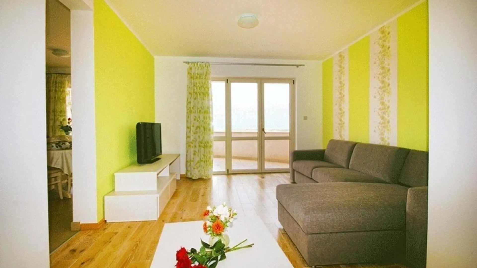 Apartment Moderne Ferienwohnung In Liznjan Mit Garten, Grill Und Whirlpool